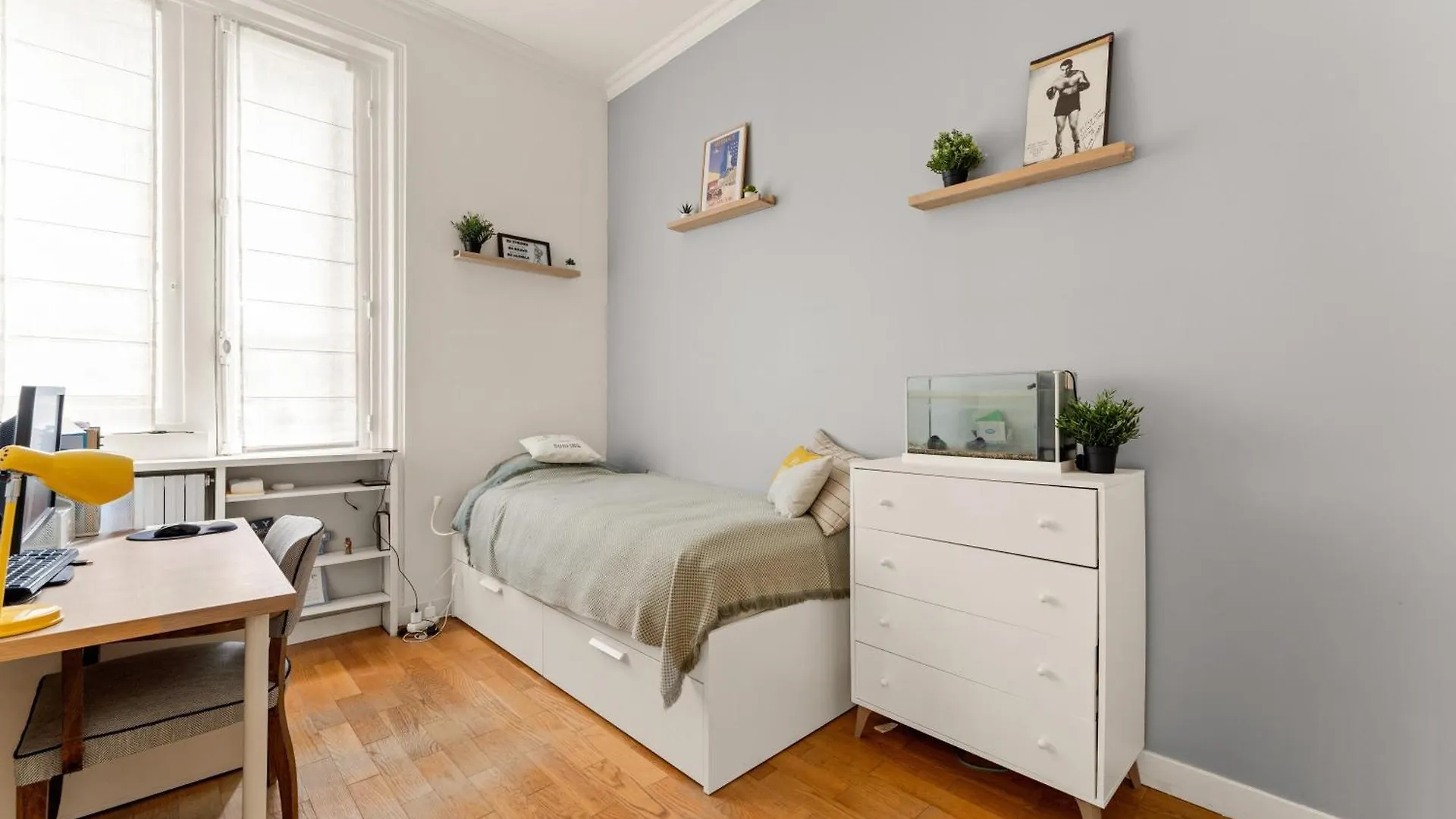 Ecole Militaire Apartment Paris